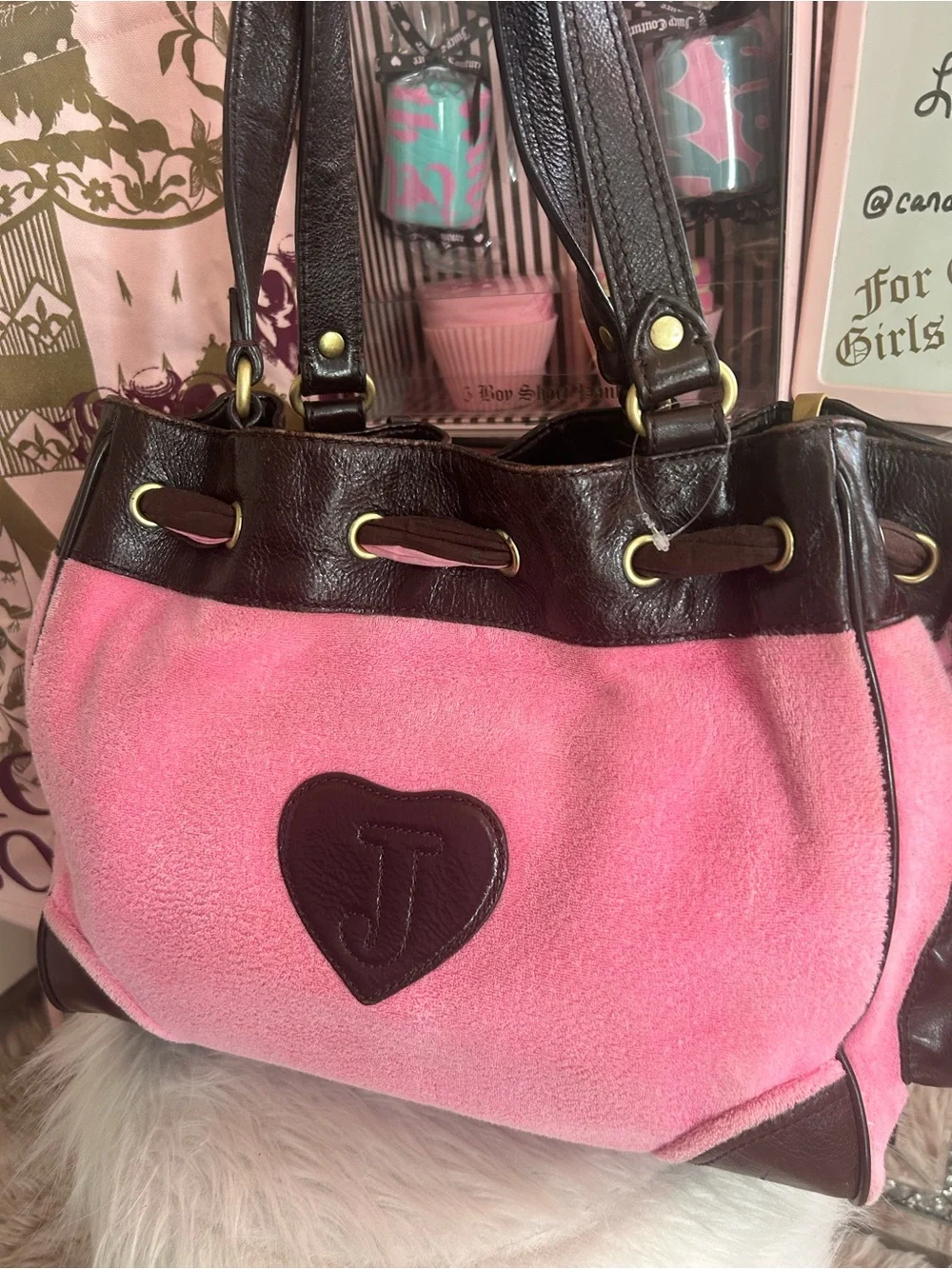 RARE Vintage 2010 Juicy Couture Bubblegum Pink Terry Daydreamer Bag Key Charm - Picture 8 of 16